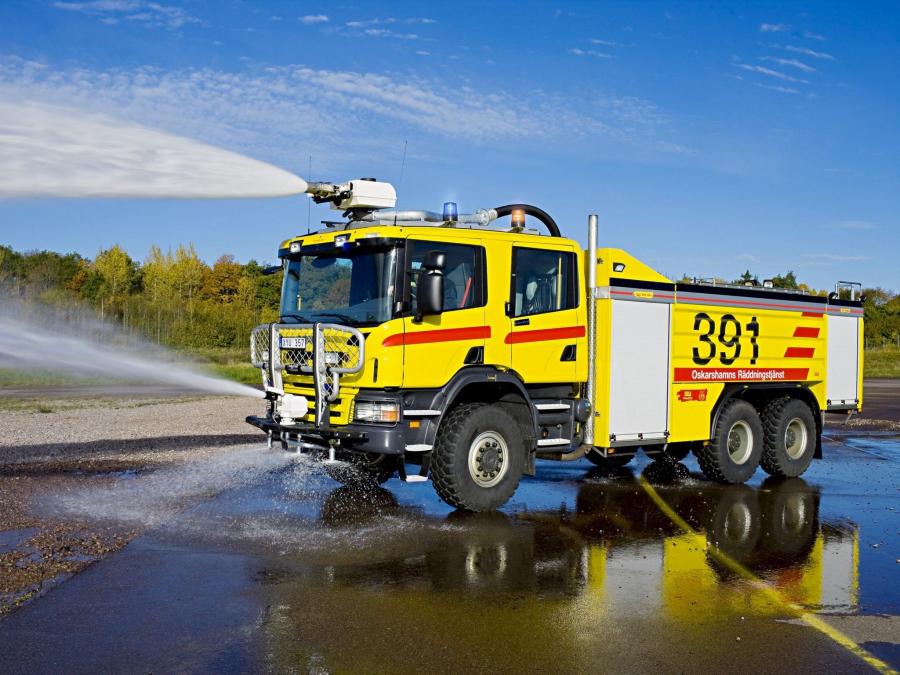  Scania P380 6x6 Crew Cab Firetruck 2004 года  (фото 1 из 2)